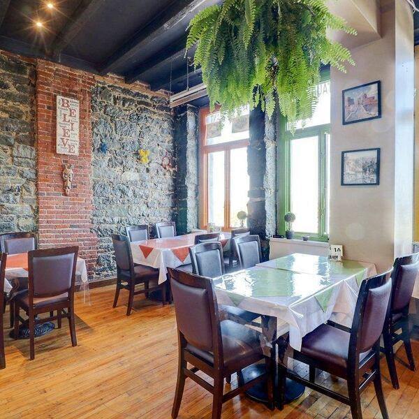 Montreal Kebab - Restaurant Libanaise à Vieux-Montréal, Montréal