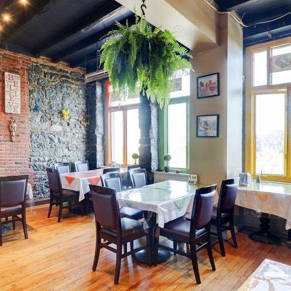 Montreal Kebab - Restaurant Libanaise à Vieux-Montréal, Montréal