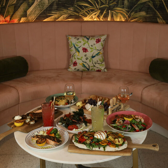 Muze Lounge & Terrasse Restaurant Montreal, QC