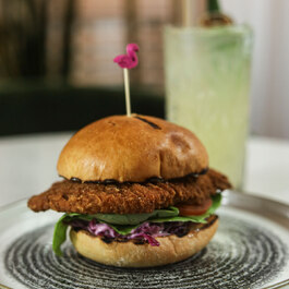 Muze Lounge & Terrasse Mediterranean Restaurant