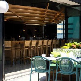 Muze Lounge & Terrasse RestoMontreal.ca