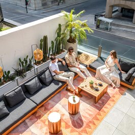 Terrasse Nacarat Restaurant
