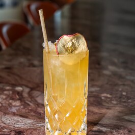 NINI Salon à Cocktails RestoMontreal.ca