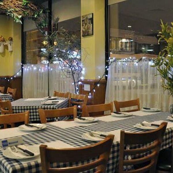 Panama Rotisserie Restaurant - Cuisine Grecque - Montreal, DDO, Laval