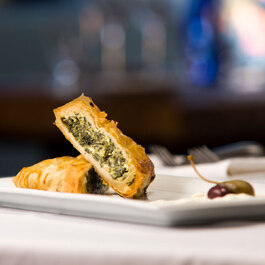 Petros Taverne Grecque  Restaurant Grecque