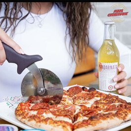 Pizza Charlevoix RestoMontreal.ca