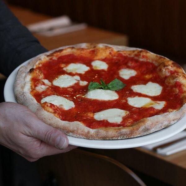 Heirloom Vin & Pizza Restaurant