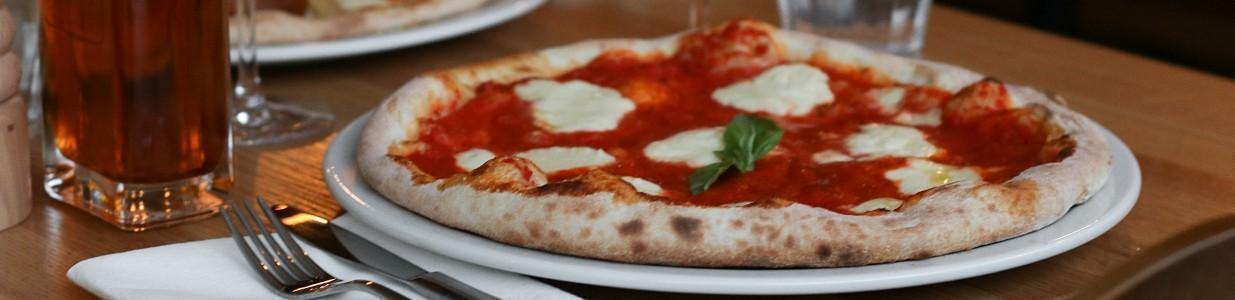 Heirloom Vin & Pizza Cover Image