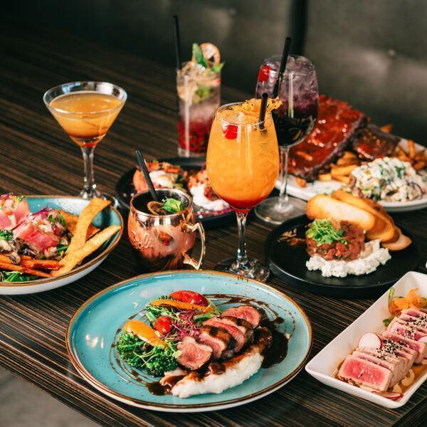 Plaza Martini Grill Restaurant Boucherville, QC