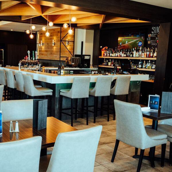 Plaza Martini Grill - Restaurant Bistro à Boucherville
