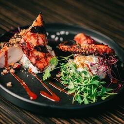 Plaza Martini Grill RestoMontreal.ca