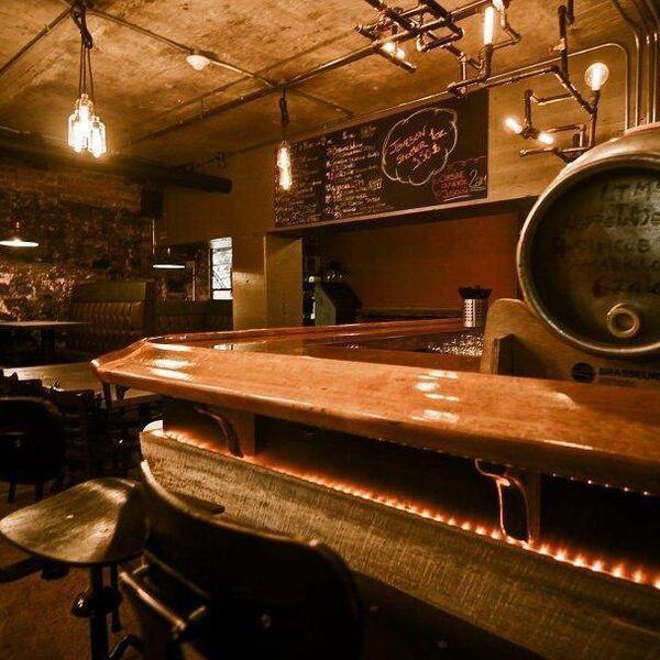 Brewskey Pub & Brasserie Artisanale / Le Taproom / L'Annexe - Vieux-Montréal