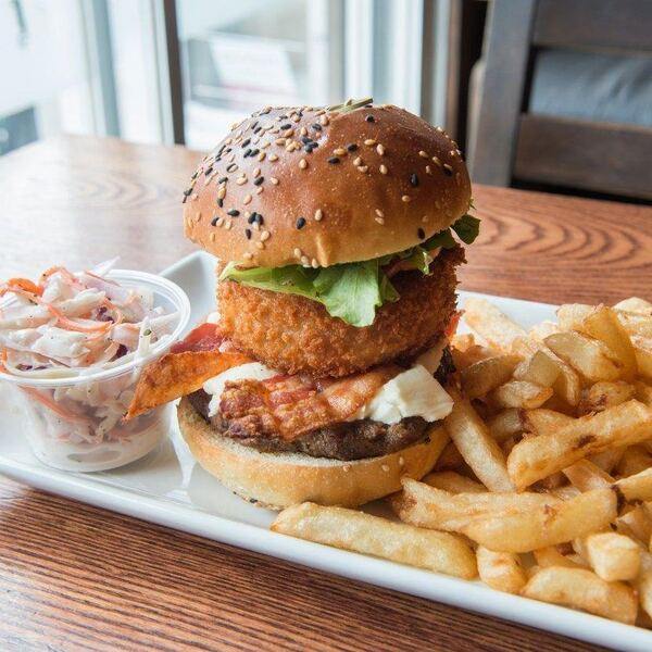 Pub Galway - Restaurant Irlandaise à Montcalm, Québec