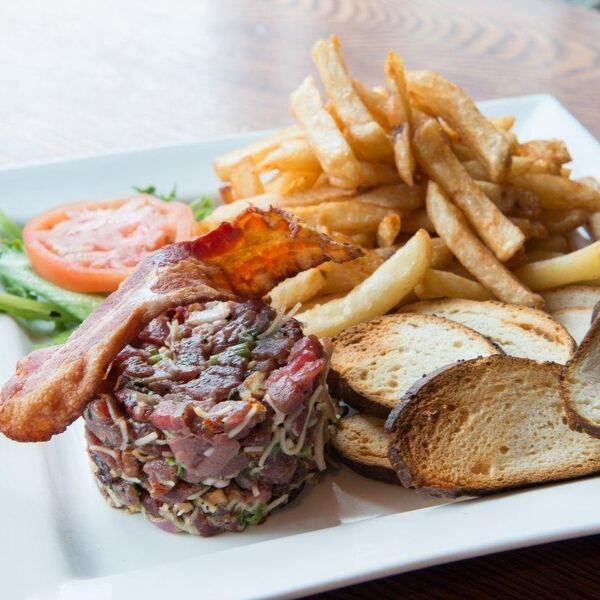 Pub Galway - Restaurant Irlandaise à Montcalm, Québec