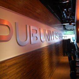 Le Pub Universitaire Quebec RestoQuebec.ca