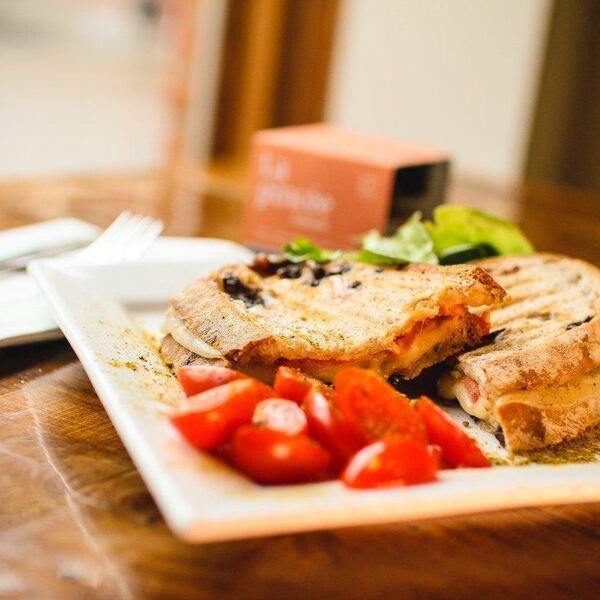 Quartier Général du Vieux Beloeil Restaurant Beloeil, QC