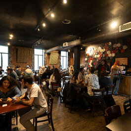 Randolph Pub Ludique Quartier Latin RestoMontreal.ca