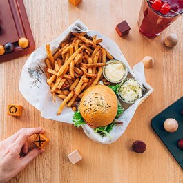 Randolph Pub Ludique Repentigny  Restaurant Réconfort