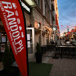 Randolph Pub Ludique Trois-Rivières Restaurant Randolph Pub Ludique Trois-Rivières RestoMontreal.ca