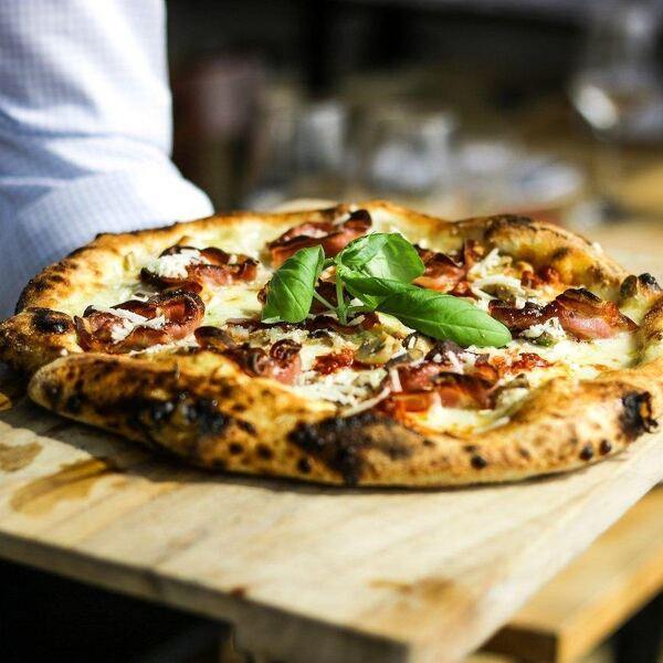 Regina Pizzeria Restaurant Brossard, QC