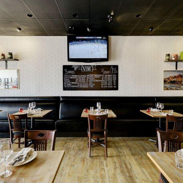 Regina Pizzeria - Restaurant Pizza à Brossard