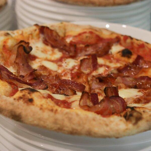 Regina Pizzeria - Restaurant Pizza à Brossard