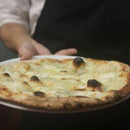 Regina Pizzeria RestoMontreal.ca