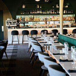 Restaurant Falcon RestoMontreal.ca
