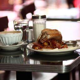 Restaurant Les Belles-Soeurs RestoMontreal.ca