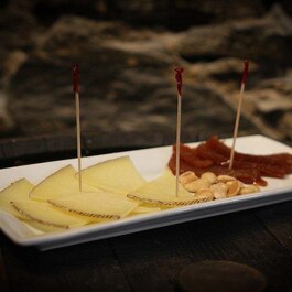 Ibéricos Taverne à Tapas Espagnoles RestoMontreal.ca