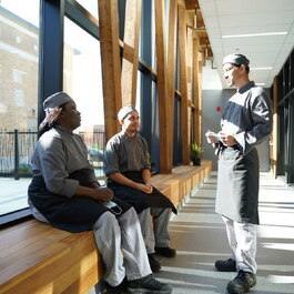 Resto École Côté-Jardin International Restaurant