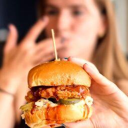 Roasters BBQ Grill & Bar RestoMontreal.ca