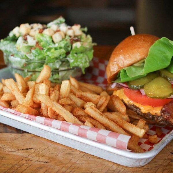 Rockstar Burger Bar - Restaurant Burgers à Mascouche