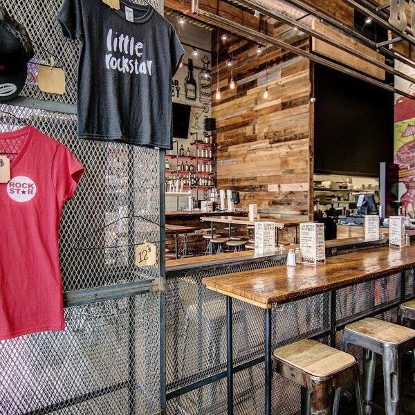 Rockstar Burger Bar - Restaurant Burgers à Mascouche