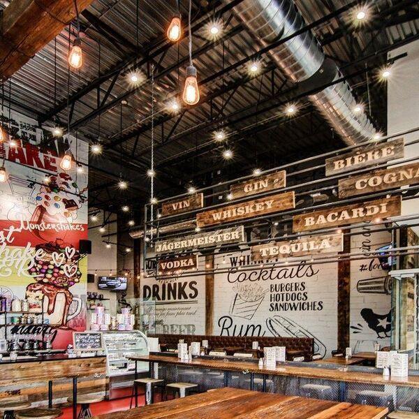 Rockstar Burger Bar - Restaurant Burgers à Mascouche