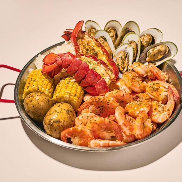 Seau de Crabe Restaurant Montreal, QC