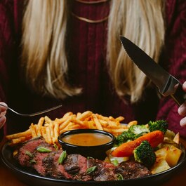 SHAKER Cuisine & Mixologie RestoMontreal.ca