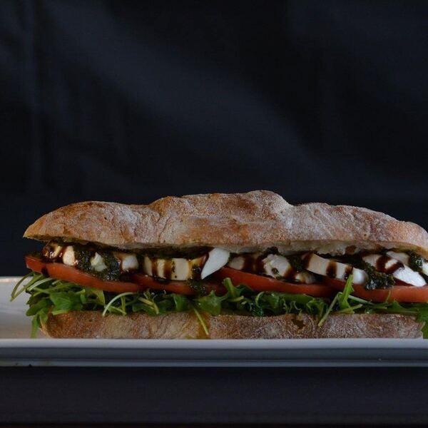 Solaris - Restaurant Sandwichs à Côte-des-Neiges, Montréal