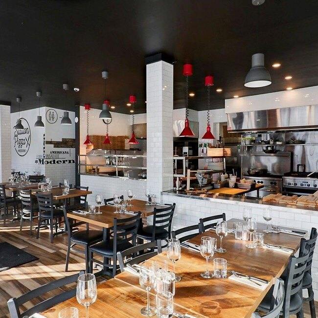 Station Pizza Moderne - Restaurant Italienne à Ahuntsic-Cartierville, Montréal