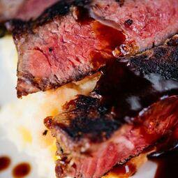 Sterlings Steakhouse & Bar RestoMontreal.ca