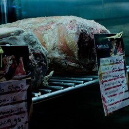 Sterlings Steakhouse & Bar RestoMontreal.ca