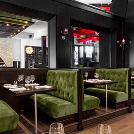 Sterlings Steakhouse & Bar RestoMontreal.ca