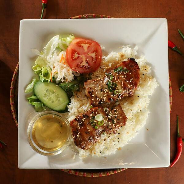 T'ami Restaurant - Restaurant Cuisine Vietnamienne Petite-Italie, Montréal