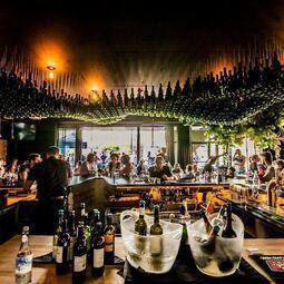 Resto restaurant bar - Tapas & Liège RestoQuebec.ca