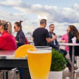 Terrasse sur l'Auberge RestoMontreal.ca
