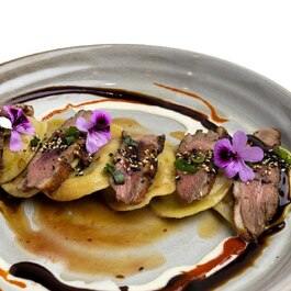 THI CAM BISTRO Restaurant