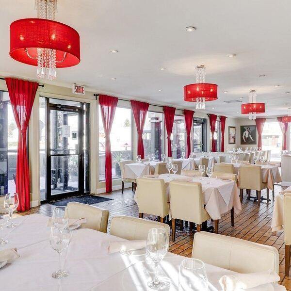 Trattoria Romantica - Restaurant Italienne à Sainte-Dorothée, Laval