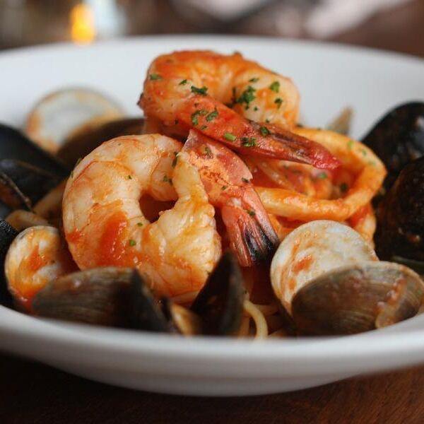 Trattoria Romantica - Restaurant Italienne à Sainte-Dorothée, Laval