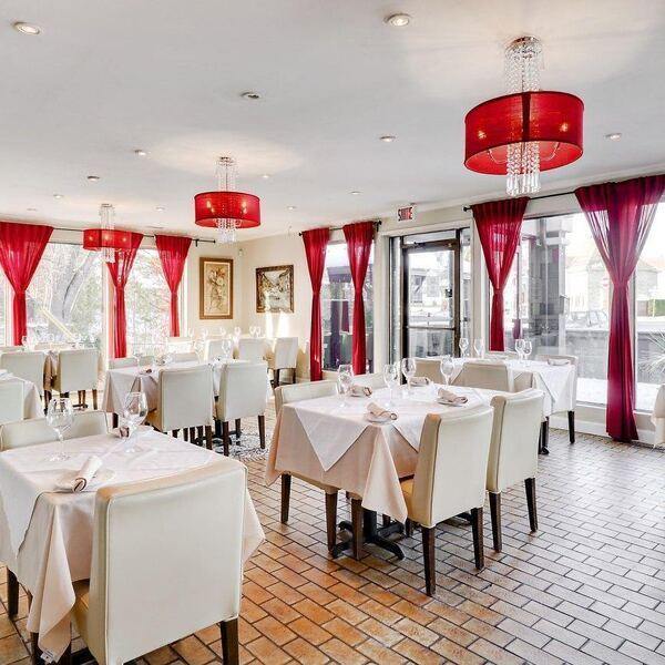 Trattoria Romantica - Restaurant Italienne à Sainte-Dorothée, Laval
