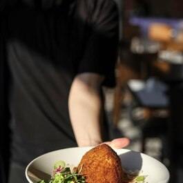 TREDICI PIZZA & PASTA Italian Restaurant